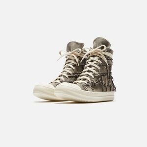 Rick Owens Distressed High-Top Sneakers in Gray and Cream